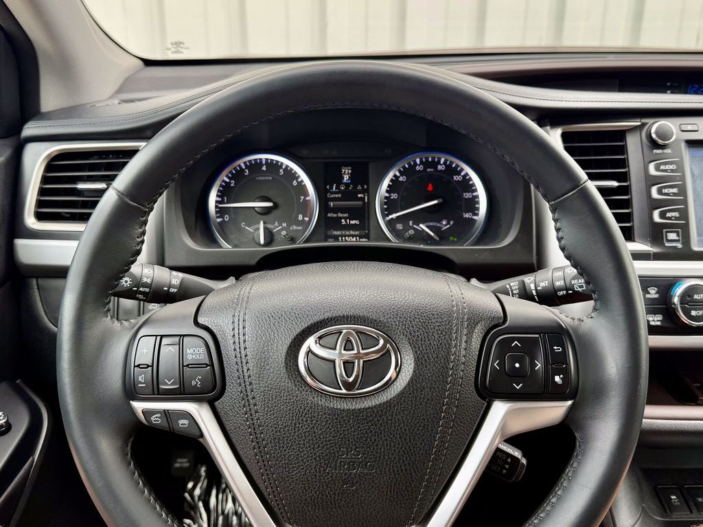 2016 Toyota Highlander Limited