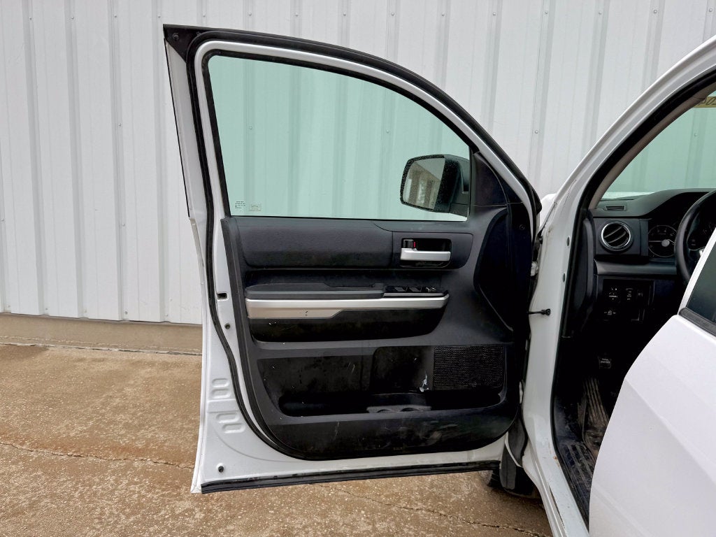 2014 Toyota Tundra SR5