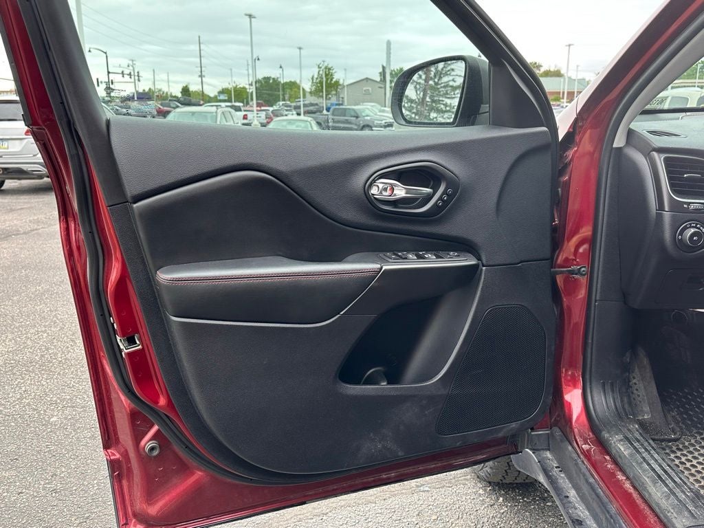 2019 Jeep Cherokee Trailhawk