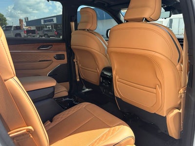 2023 Jeep Grand Cherokee L Summit