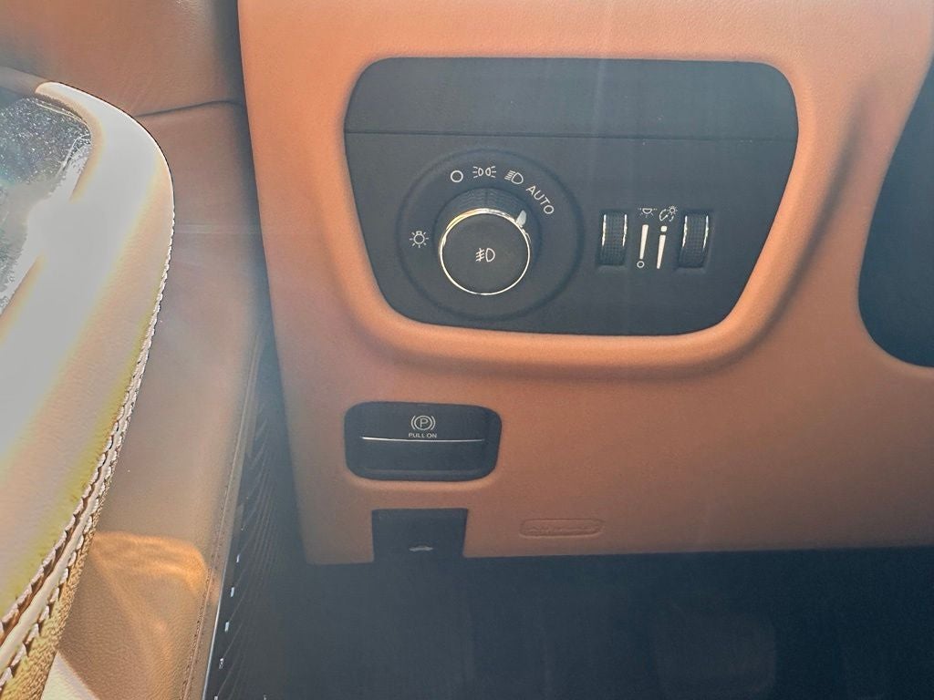 2023 Jeep Grand Cherokee L Summit