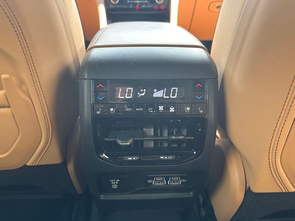 2023 Jeep Grand Cherokee L Summit