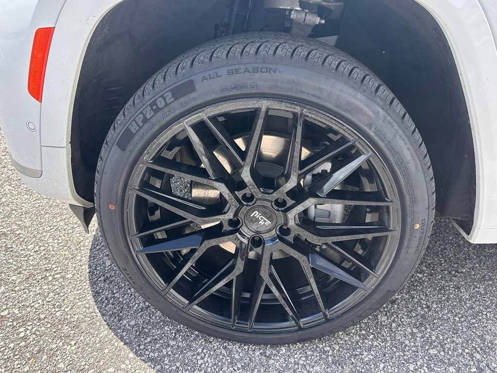 2023 Jeep Grand Cherokee L Summit