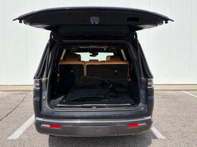 2022 Jeep Grand Wagoneer Series III