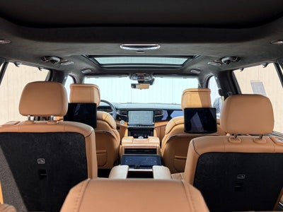 2022 Jeep Grand Wagoneer Series III