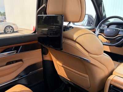 2022 Jeep Grand Wagoneer Series III