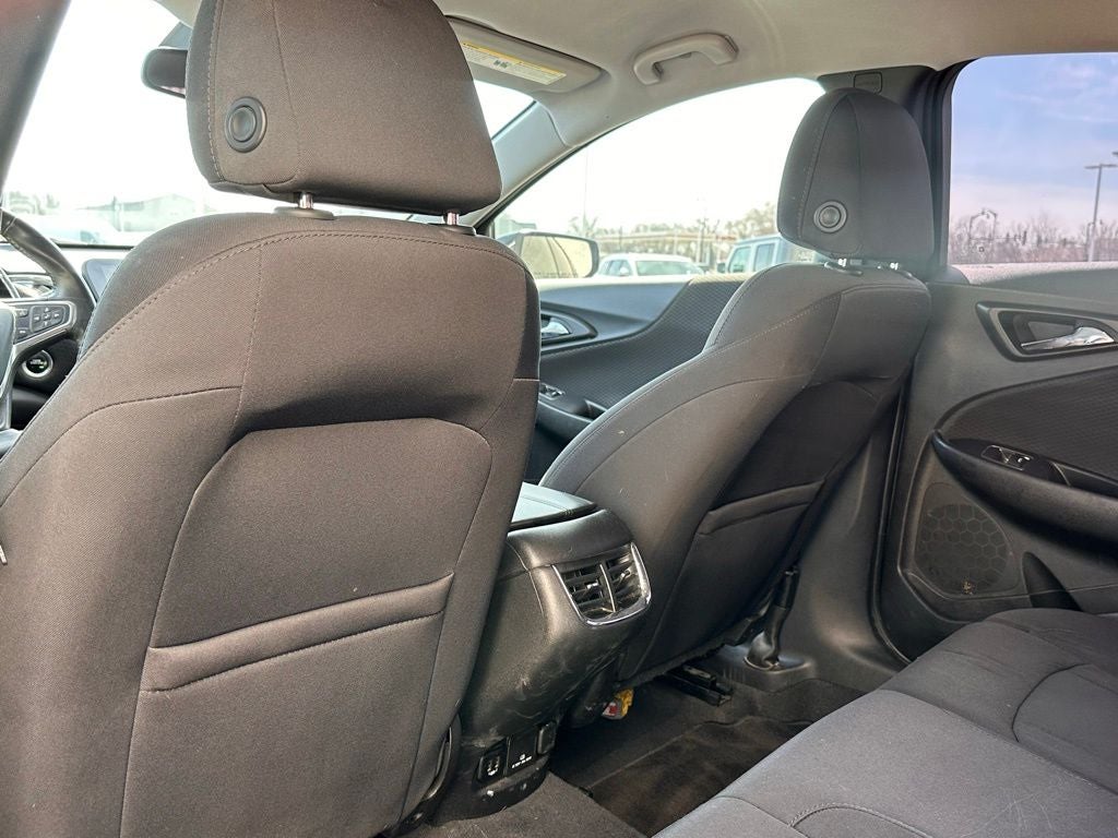 2017 Chevrolet Malibu LT 1LT