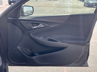 2017 Chevrolet Malibu LT 1LT