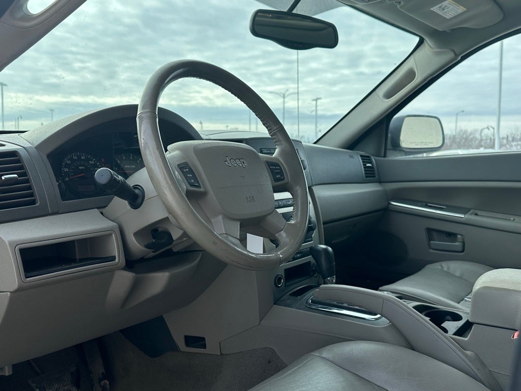 2005 Jeep Grand Cherokee Laredo