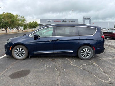 2020 Chrysler Pacifica Touring L Plus