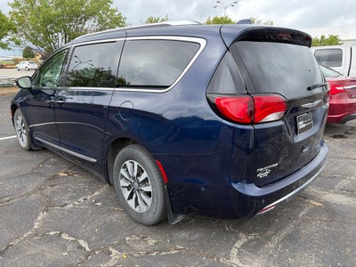 2020 Chrysler Pacifica Touring L Plus