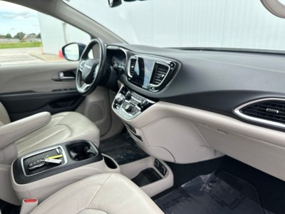 2020 Chrysler Pacifica Touring L Plus
