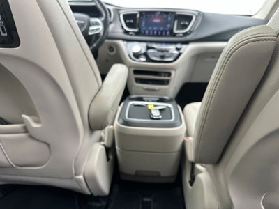 2020 Chrysler Pacifica Touring L Plus