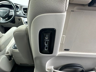 2020 Chrysler Pacifica Touring L Plus