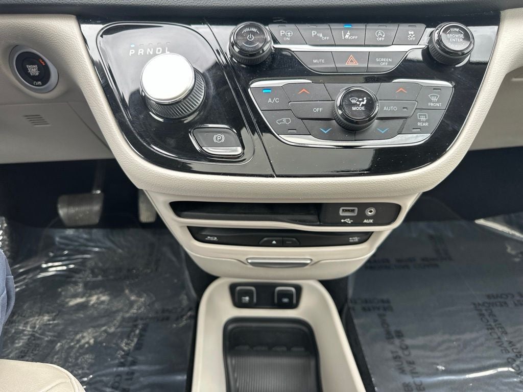 2020 Chrysler Pacifica Touring L Plus