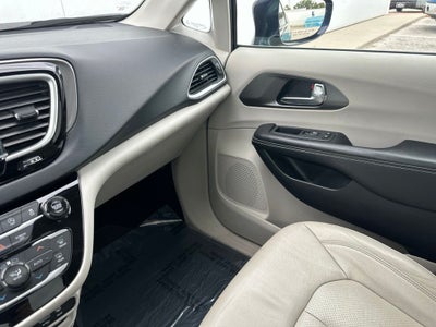 2020 Chrysler Pacifica Touring L Plus