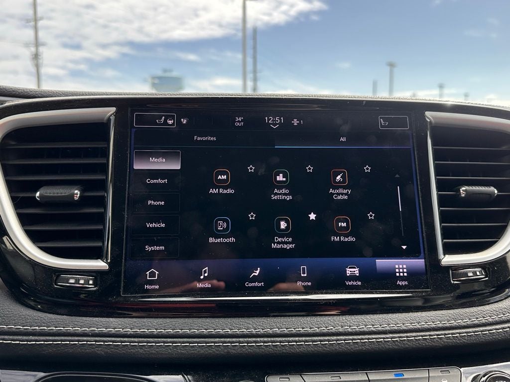 2023 Chrysler Pacifica Touring L