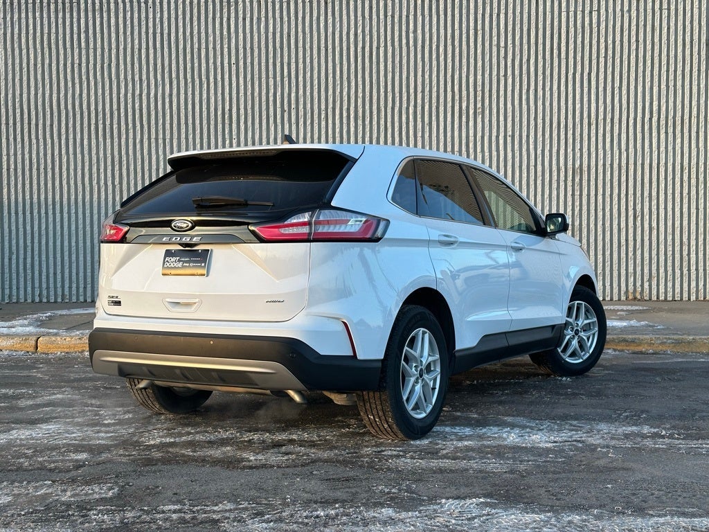 2022 Ford Edge SEL
