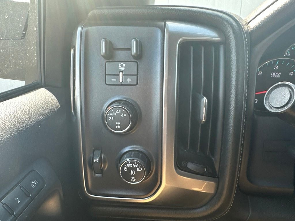 2015 Chevrolet Silverado 1500 LTZ 1LZ