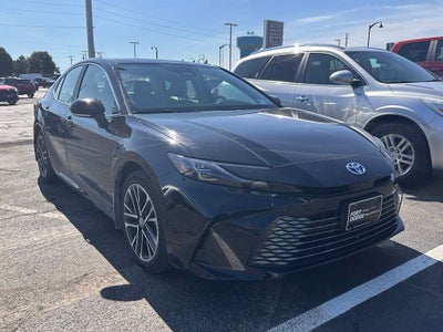 2025 Toyota Camry XLE