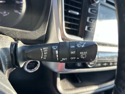 2017 Toyota Highlander SE