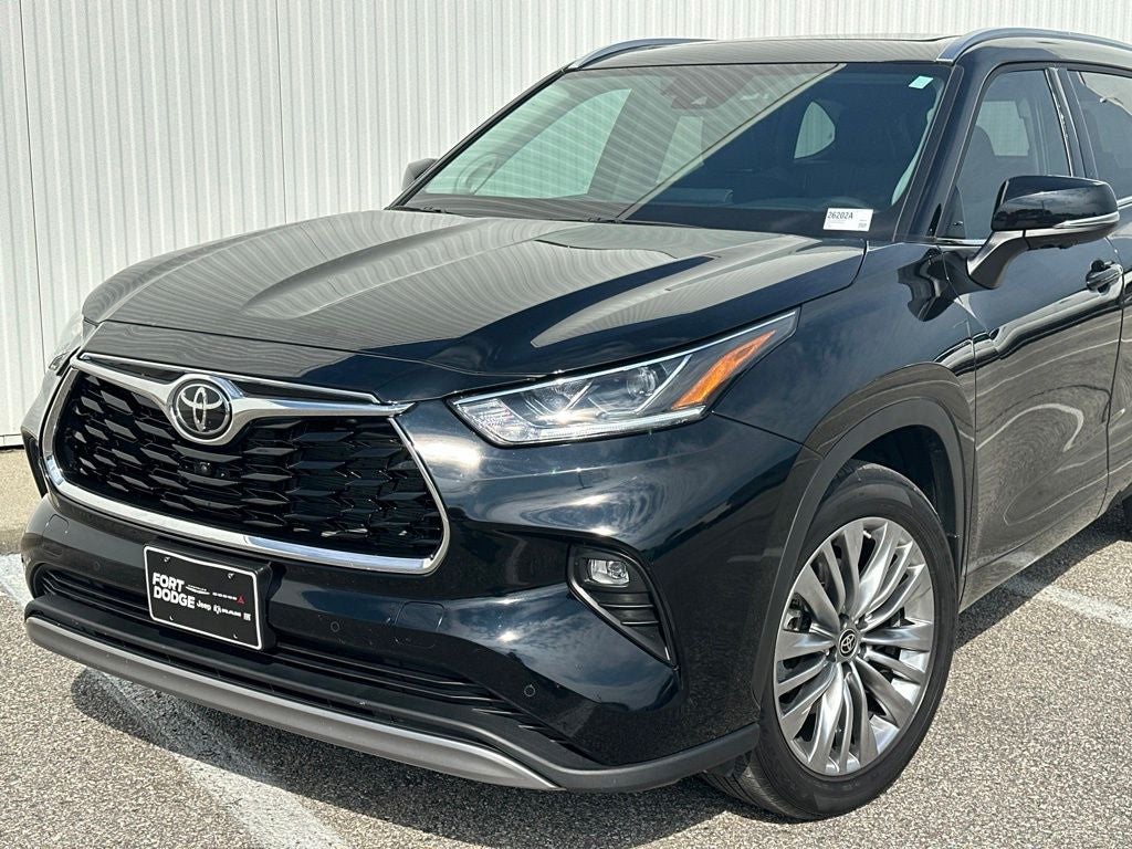 2024 Toyota Highlander Platinum