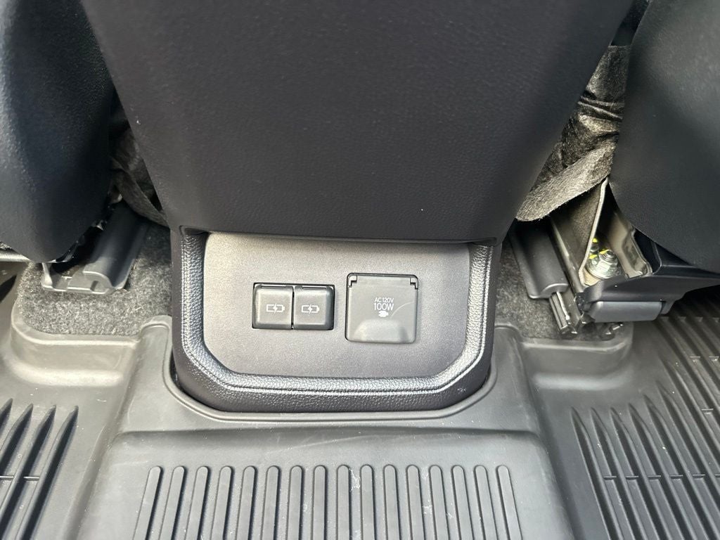 2024 Toyota Highlander Platinum