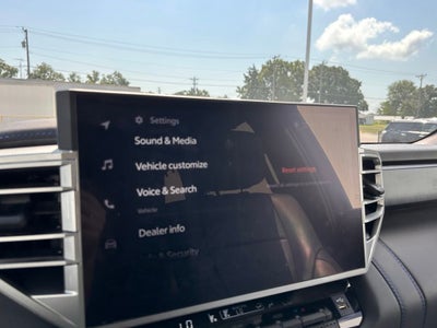 2025 Toyota Sequoia Platinum
