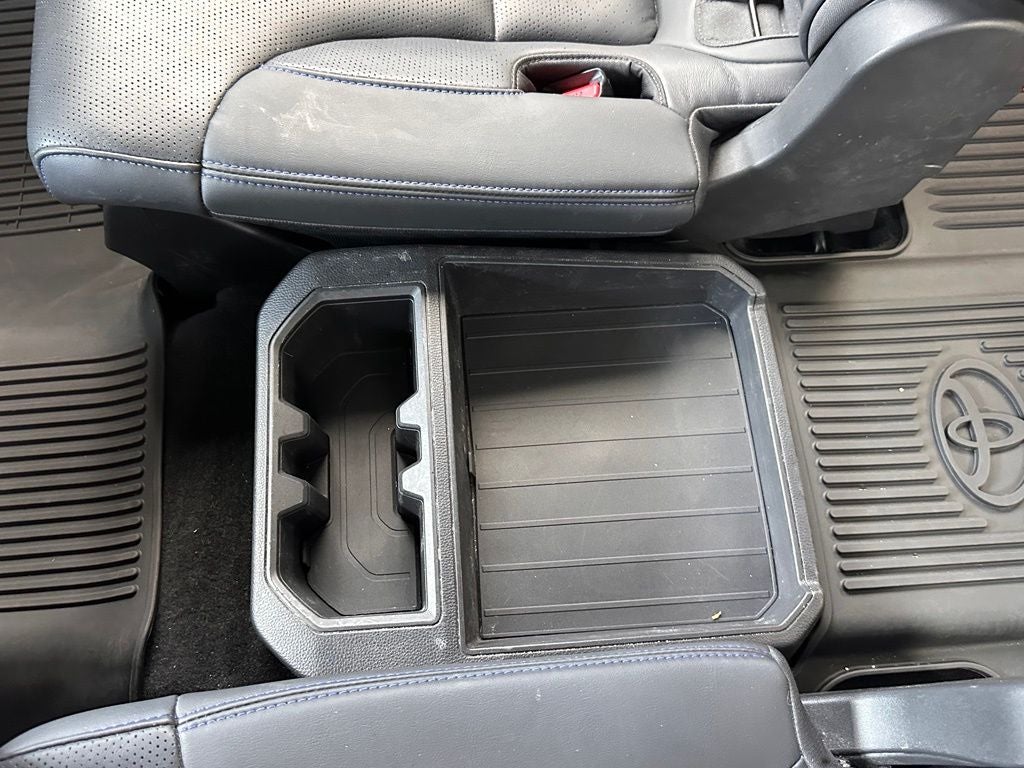 2025 Toyota Sequoia Platinum