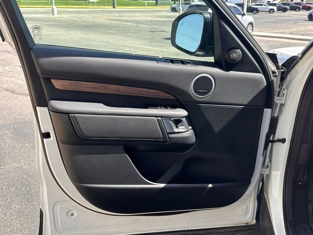 2020 Land Rover Discovery HSE